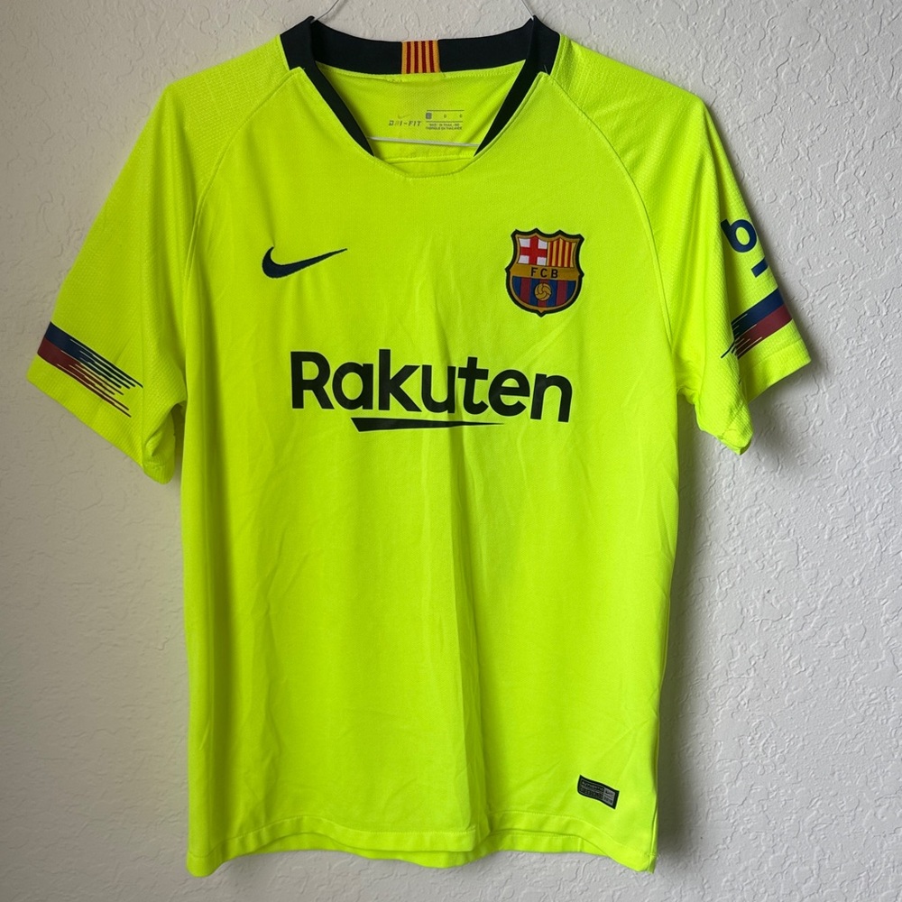 ✅Men Nike FC Barcelona Messi Jersey Size L